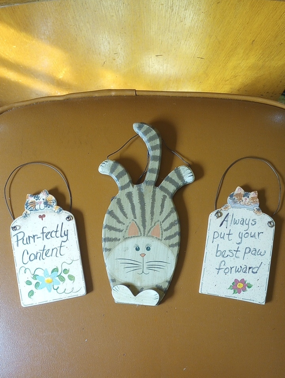 Calico & Tiger Cat Vintage Wall Decor Collection w/ Colorful Flowers